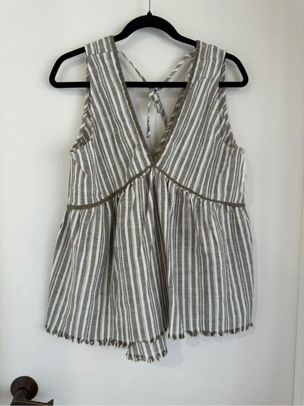 Umgee Gray & White Striped Sleeveless V-Neck Top